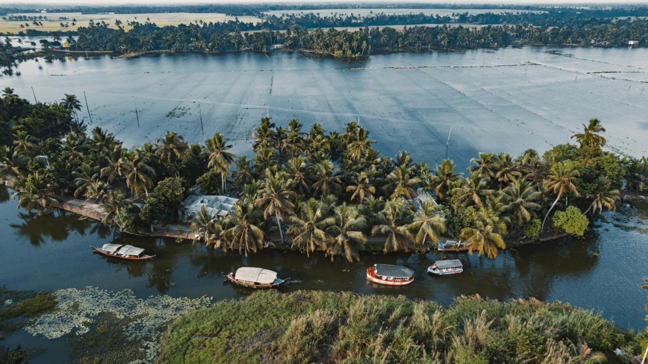 Amritara A Beach Symphony Mararikulam Exterior photo