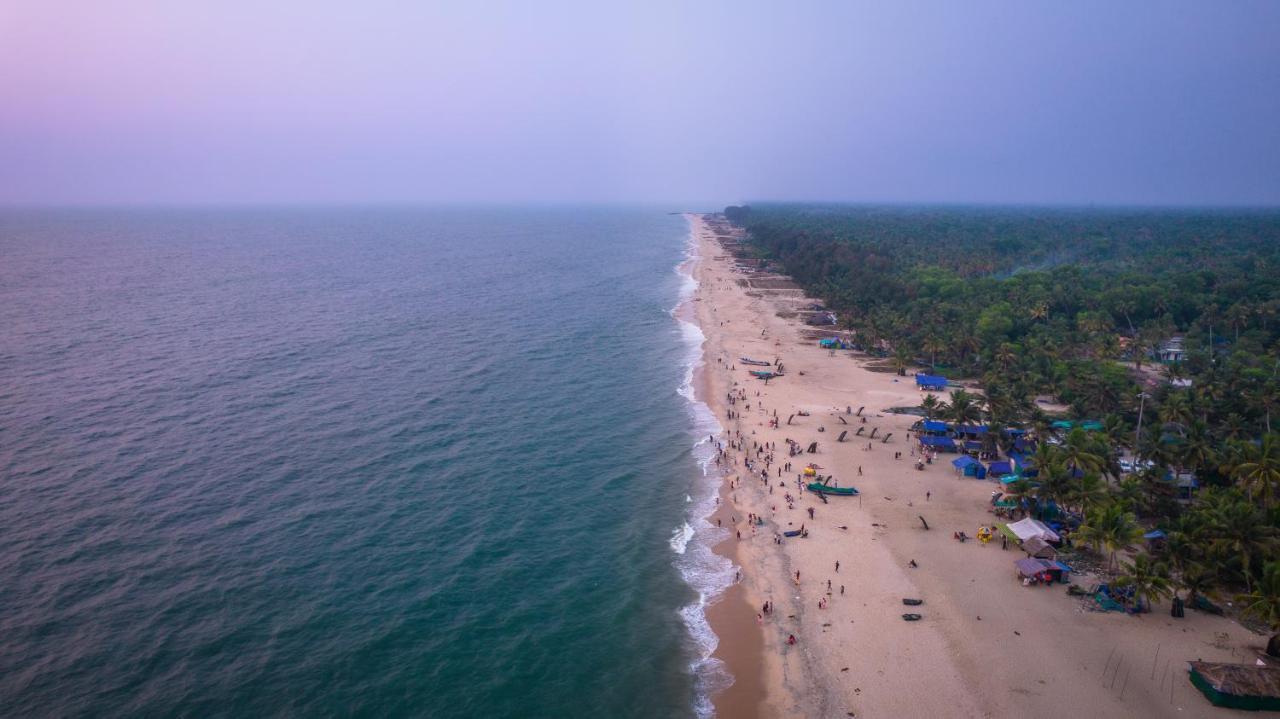 Amritara A Beach Symphony Mararikulam Exterior photo